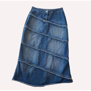 size M vintage denim skirt  raw seam detail midi 90's jean‎
